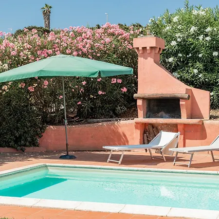 Alba Piscina Vista Mare 빌라 스틴티노