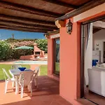 Alba Piscina Vista Mare 스틴티노
