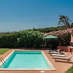 Alba Piscina Vista Mare 빌라