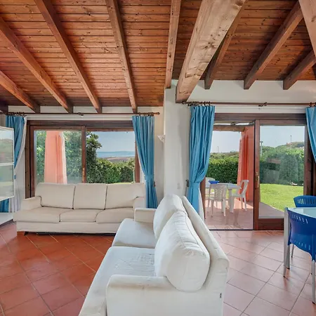 Alba Piscina Vista Mare Villa